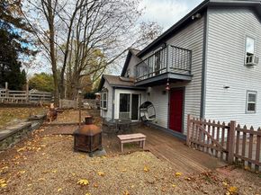 37 Glendale St, Maynard MA 01754