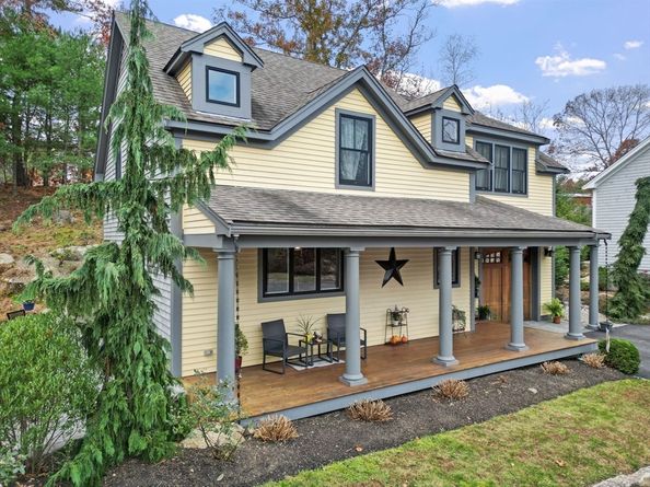 7 Hat Trick Dr, Plymouth MA 02360