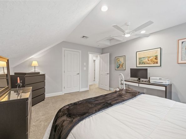 7 Hat Trick Dr, Plymouth MA 02360