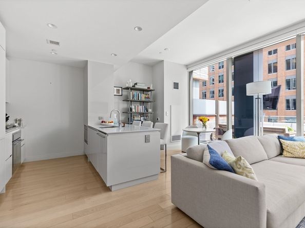 135 Seaport Blvd 538, Boston MA 02210