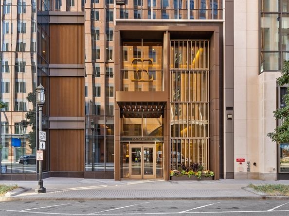 135 Seaport Blvd 538, Boston MA 02210