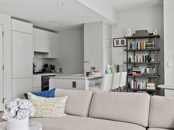 135 Seaport Blvd 538, Boston MA 02210