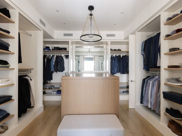 1 Huntington Avenue 1702, Boston MA 02116