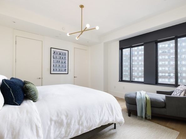 1 Huntington Avenue 1702, Boston MA 02116