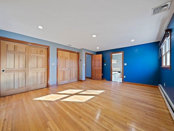 330 W Main St, Avon MA 02322