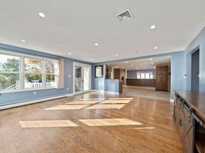 330 W Main St, Avon MA 02322