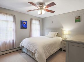 5 Wildflower Dr, Sutton MA 01590