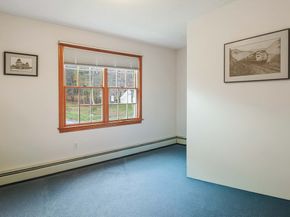 5 Wildflower Dr, Sutton MA 01590