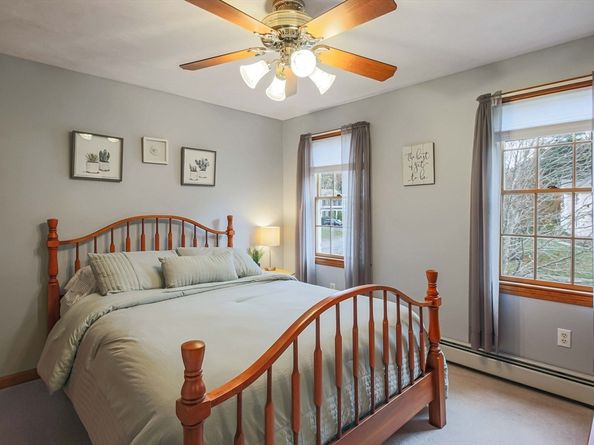 5 Wildflower Dr, Sutton MA 01590