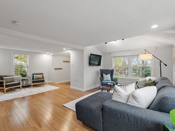 4 Mars Place, Littleton MA 01460