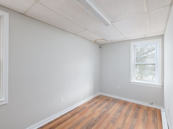 504 Main St, Sturbridge MA 01518