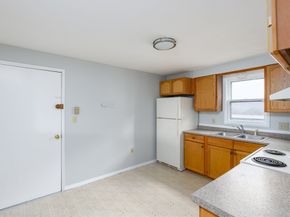 504 Main St, Sturbridge MA 01518