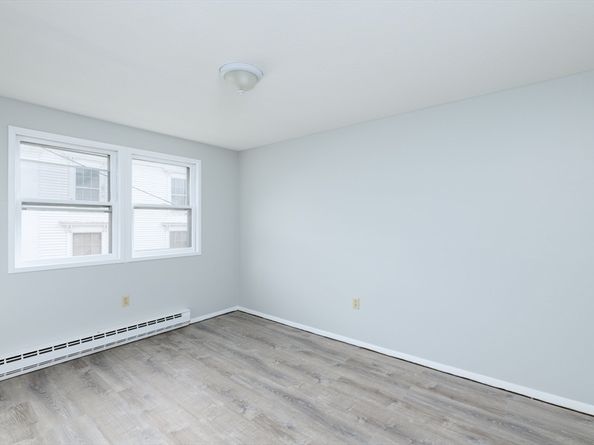 504 Main St, Sturbridge MA 01518