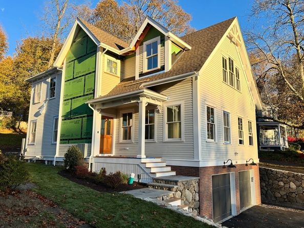 181 Lowell St, Arlington MA 02474