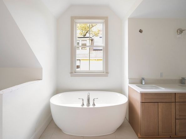 181 Lowell St, Arlington MA 02474