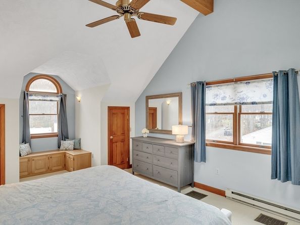 11 Violet Rd, Burlington MA 01803