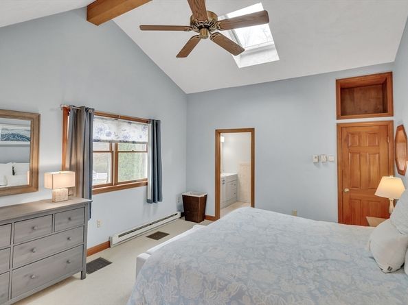 11 Violet Rd, Burlington MA 01803