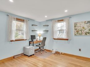 11 Violet Rd, Burlington MA 01803