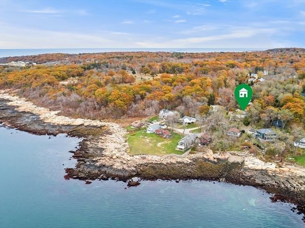 26 Coggeshall Rd, Gloucester MA 01930