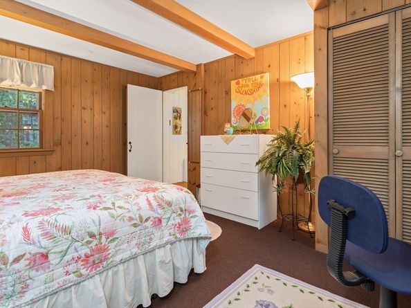 26 Coggeshall Rd, Gloucester MA 01930