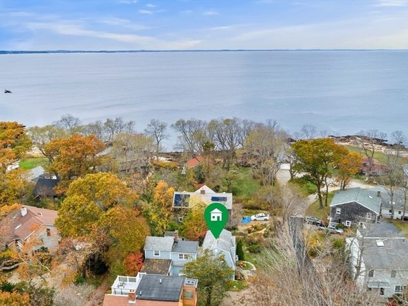 26 Coggeshall Rd, Gloucester MA 01930