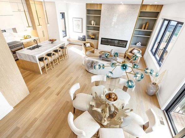 1597 Centre St. 1597, Newton MA 02461