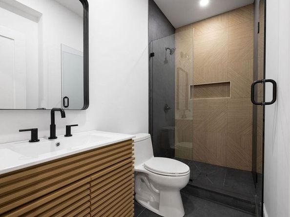 1597 Centre St. 1597, Newton MA 02461