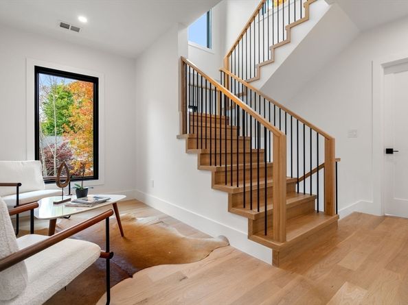 56 Dearborn St, Newton MA 02465