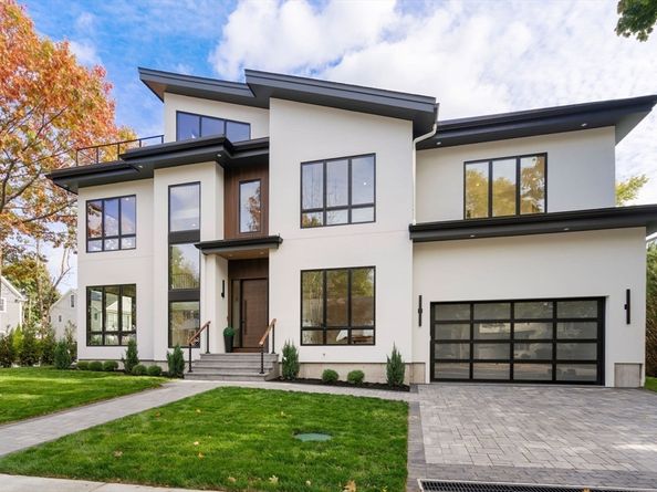 56 Dearborn St, Newton MA 02465