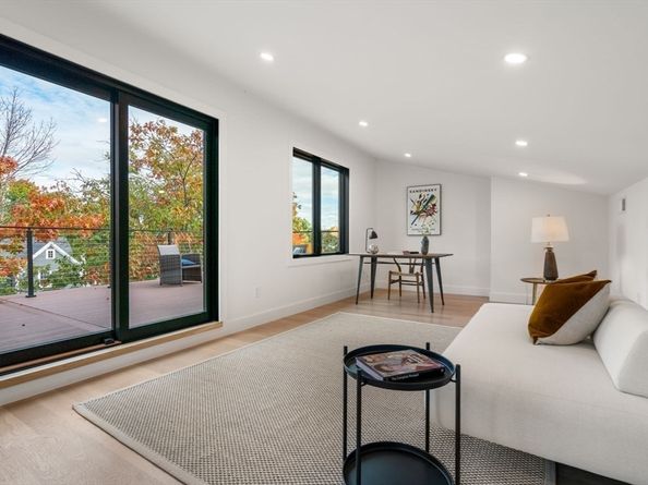 56 Dearborn St, Newton MA 02465