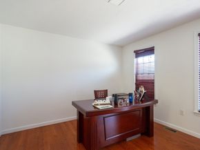 30 Briarcliff Dr, Auburn MA 01501