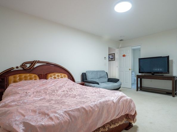 30 Briarcliff Dr, Auburn MA 01501