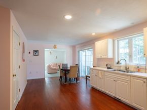 30 Briarcliff Dr, Auburn MA 01501