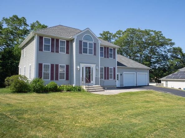 30 Briarcliff Dr, Auburn MA 01501