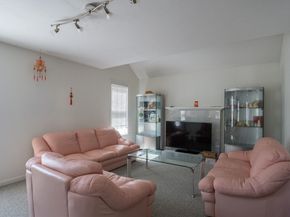 30 Briarcliff Dr, Auburn MA 01501