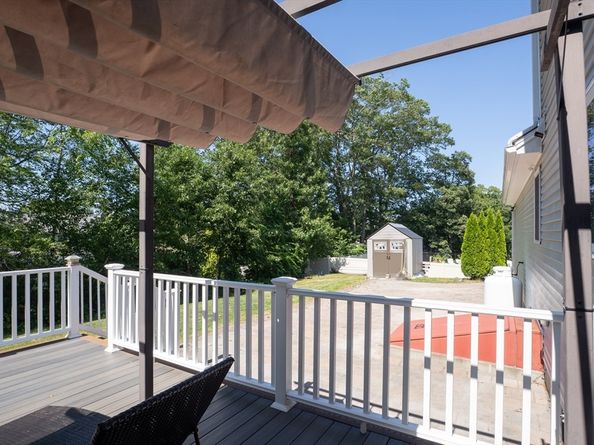 30 Briarcliff Dr, Auburn MA 01501