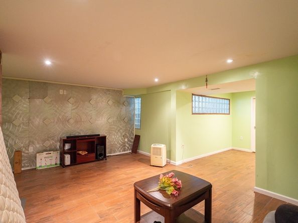 30 Briarcliff Dr, Auburn MA 01501