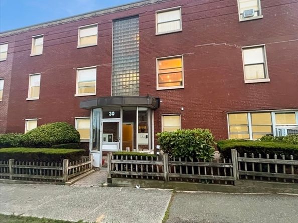 30 Ocean St 4, Lynn MA 01902