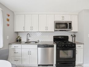 11 Roseen Ave, Weymouth MA 02188