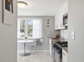 11 Roseen Ave, Weymouth MA 02188