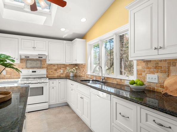 38 Flintlock Lane, Sudbury MA 01776