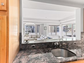 100 Belvidere St 4C, Boston MA 02116