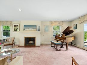 8 Atlantic Rd, Gloucester MA 01930