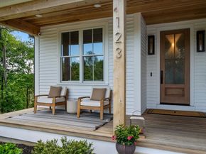 123 Mount Pleasant St, Marlborough MA 01752