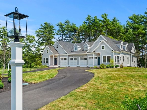 2 Golf Cottage Way 2, Mattapoisett MA 02739