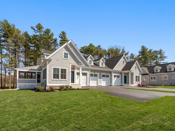 2 Golf Cottage Way 2, Mattapoisett MA 02739