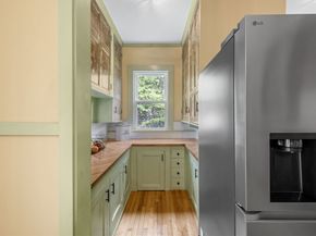 48 Union St, Rockland MA 02370