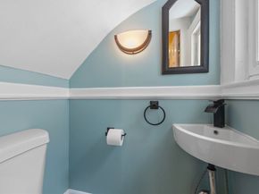 48 Union St, Rockland MA 02370