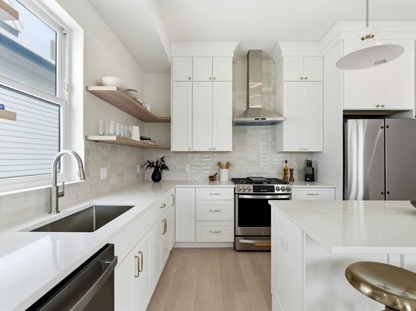 28 Swan Ave. PH, Boston MA 02128