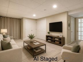 22 Floret Circle 22, Hingham MA 02043